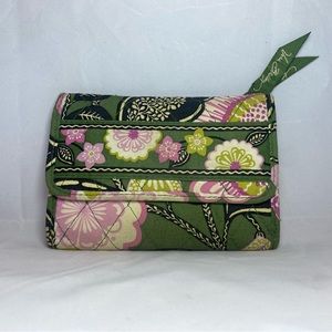 VERA BRADLEY OLIVIA Wallet Pink Green Paisley Floral Billfold Coin Purse Retired